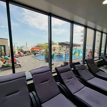Luxury Pool And 公寓 那沃达利