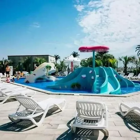 Luxury Pool And *