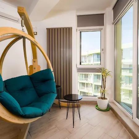 Luxury Pool And 公寓 那沃达利